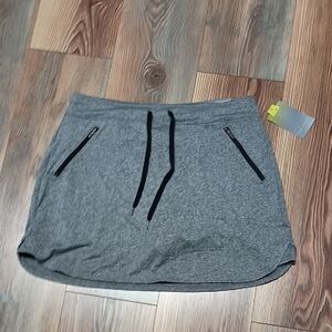 Tek Gear Gray Women's Skirt with Zipper Pockets